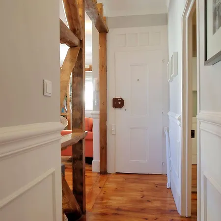 Duke By Interhome * Lisboa