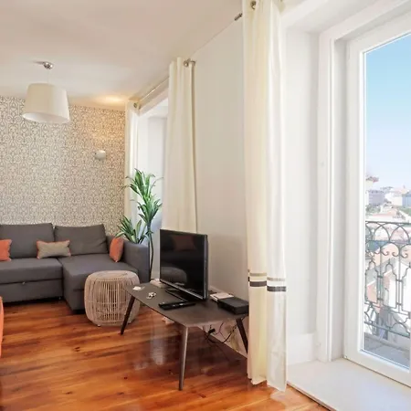 Duke By Interhome Lizbona